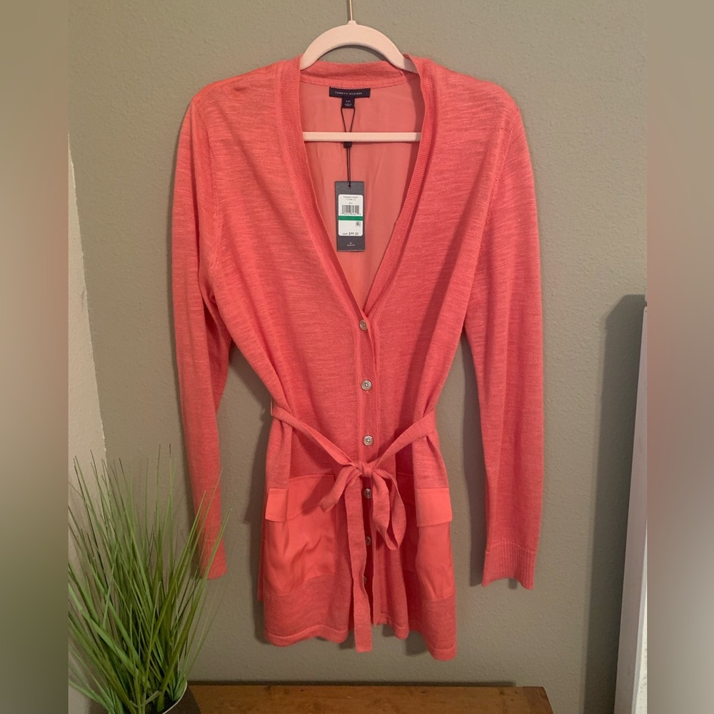 NWT Tommy Hilfiger button down cardigan. Long sleeve. With tie. Size L.